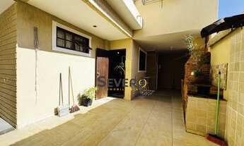 Imagem 2: Casa Térrea, 02 quartos, com garagem, no Barro Vermelho