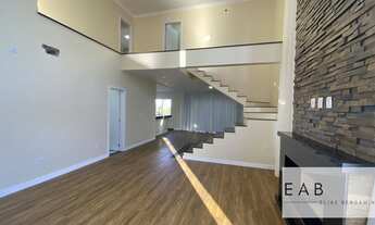 Imagem 7: Ampla residência de frente pro lago