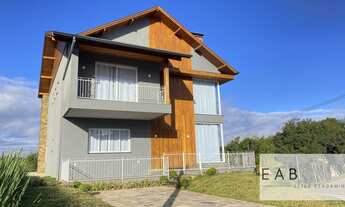 Imagem 2: Ampla residência de frente pro lago