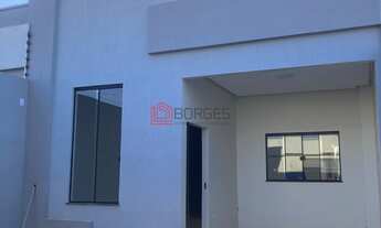 Imagem 2: Casa com 02 quartos sendo uma suíte com closet