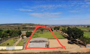 Imagem 2: Excelente Área Comercial com Galpão incluso, próximo a rodovia