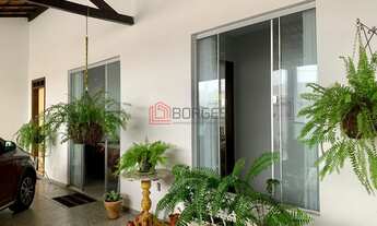 Imagem: Casa à venda no bairro Parque Buriti