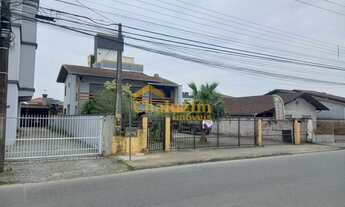 Imagem 6: Sobrado à Venda – Espaço e Ótima Localização Bairro Aventureiro, Joinville/SC