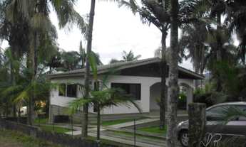 Imagem: Casa com 3 Quartos em Criciúma