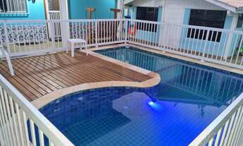 Imagem: Casa com sobrado no bairro Ingleses