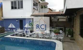 Imagem 6: Casa-Duplex-para-Venda-em-Higienopolis-Rio-de-Janeiro-RJ, 5 dormitórios na Rua Uaruma