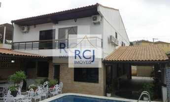 Imagem 2: Casa-Duplex-para-Venda-em-Higienopolis-Rio-de-Janeiro-RJ, 5 dormitórios na Rua Uaruma