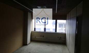 Imagem 7: Predio-Comercial-para-Aluguel-em-Sao-Cristovao-Rio-de-Janeiro-RJ, 6 banheiro na Rua Corone