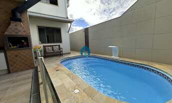 Imagem: Casa Padrão no Bairro Forquilhas com 3