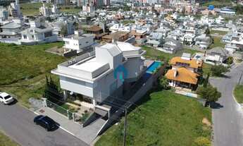 Imagem: Casa Alto Padrão 03 suítes com piscina