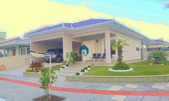 Imagem: Casa alto padrão, 3 dormitórios, 4 vagas