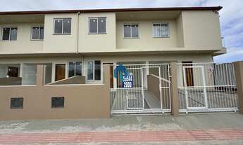 Imagem: Casa Sobrado, 02 dormitórios. 01 vaga de