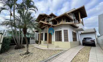 Imagem: Casa com 4 dormitórios, Pedra Branca