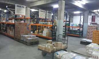 Imagem 7: Galpao/Pavilhao-Industrial-para-Aluguel-em-Sao-Torquato-Vila-Velha-ES, 4 vagas na garagem