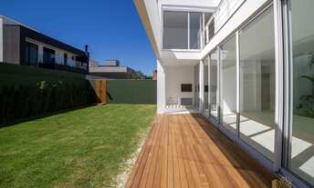 Imagem 5: Casa Alto Padrão à Venda em Florianópolis SC