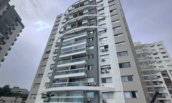 Imagem 3: Apartamento à Venda com 04 Dormitórios em Barreiros - São José /SC