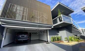 Imagem: Casa à venda no bairro Santa Catarina