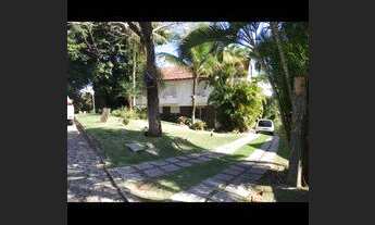 Imagem: Casa Alto Padrão para Venda em Itaipu Niterói-RJ