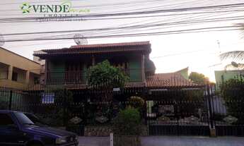 Imagem: Casa Alto Padrão para Venda em Galo Branco