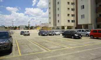 Imagem 4: Apartamento com sacada