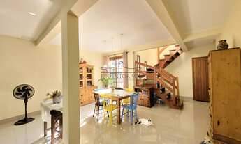 Imagem 6: Casa PadrãoCasa com 4 dormitorios, 2 suites e um terreo