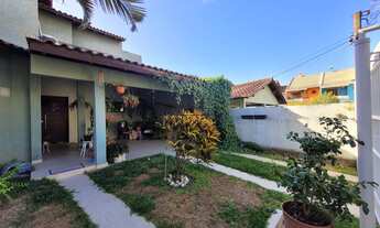 Imagem 2: Casa PadrãoCasa com 4 dormitorios, 2 suites e um terreo