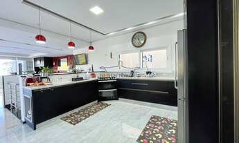 Imagem 7: Casa em condomínio de Alto Padrão