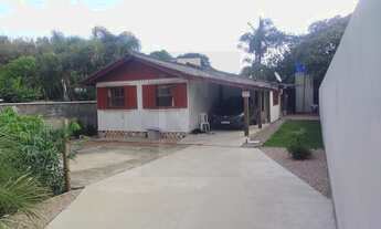 Imagem: Casa a venda próximo ao mar, no bairro