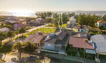 Imagem: Casa a venda a 100(cem) metros do mar, porteira