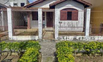 Imagem: Casa à venda no bairro Centro - Imbituba/SC
