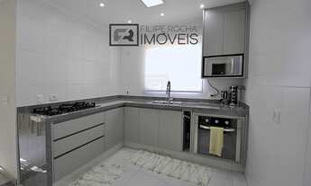 Imagem 3: Linda casa tipo sobrado com 3 quartos dentro do Condominio Parque Rizzo