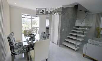 Imagem 2: Linda casa tipo sobrado com 3 quartos dentro do Condominio Parque Rizzo