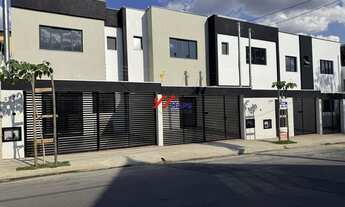 Imagem 2: Casa geminada com três quartos, suíte e duas vagas de garagem no bairro Itapoã - Belo Hori