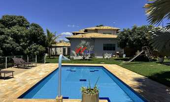 Imagem: Casa à venda com cinco quartos, duas suítes