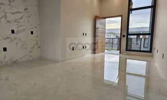 Imagem 4: Casa 3 dormitórios alto padrão c/Piscina e garagem coberta!