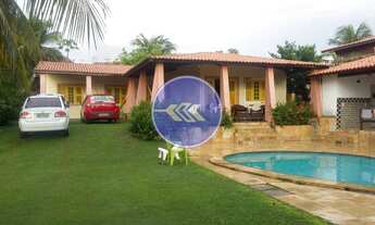 Imagem 3: Ampla casa com 5 suítes, piscina e deck com churrasqueira no Porto das Dunas!