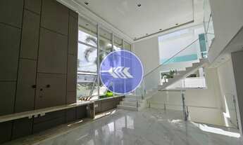 Imagem 3: Belíssima casa no Alphaville Fortaleza com 4 suítes