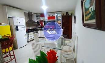 Imagem 3: Casa em localização privilegiada com vista para o mar no Porto das Dunas com 4 suítes