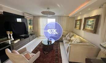 Imagem: Linda cobertura mobiliada e nascente no