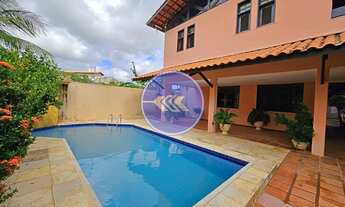 Imagem: Ampla casa com 5 suítes e piscina privativa