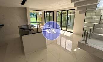 Imagem 3: Casa de alto padrão com 5 suítes no Eusébio com lazer completo