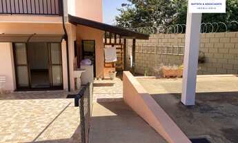 Imagem 6: Casa / Sobrado de esquina com 3 Dormitórios no Parque Jambeiro em terreno de 500 m²