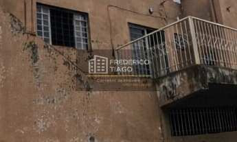 Imagem: Casa 4 Quartos com Suíte e Anexo Bairro