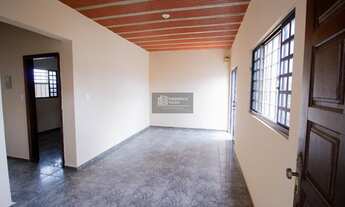 Imagem 2: Casa 4 Quartos com Suíte e Anexo – Bairro Lagoa