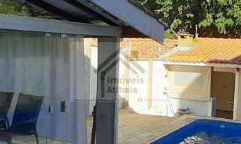 Imagem: VENDA - Excelente Casa Próxima a Alameda