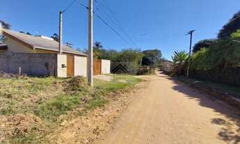 Imagem 6: Terreno em lugar próximo a muita natureza