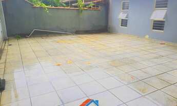 Imagem 2: Casa ampla com ótima condição