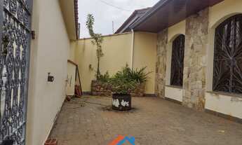 Imagem 6: Casa ampla com perfil Residencial ou Comercial