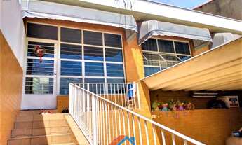 Imagem 2: Casa em ótima localização