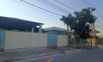 Imagem 2: CASA COM TERRENO AMPLO